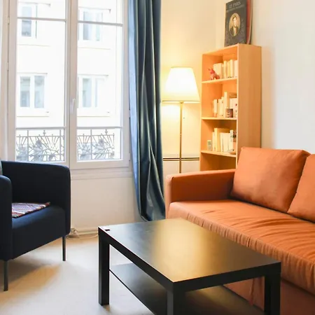 In The Heart Of Quiet And Easy Apartment *